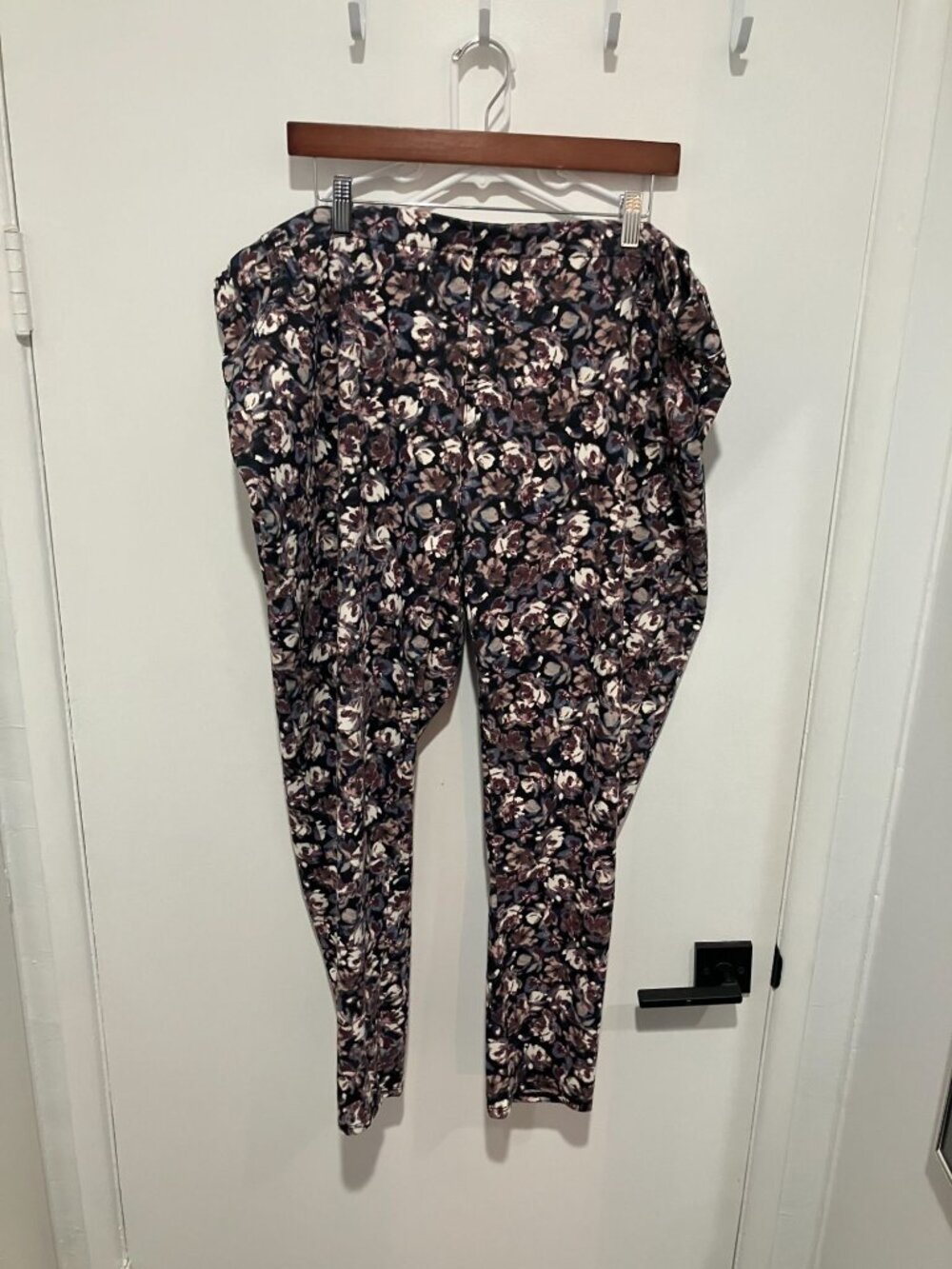 Terra & Sky Floral Pull On Leggings Pants Plus Size 3X 24W Dark Bloom Comfort
